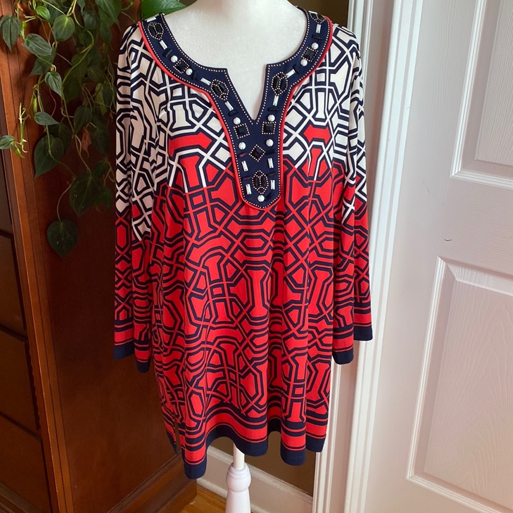 JM Collection top. Geometric pattern. Size 2X